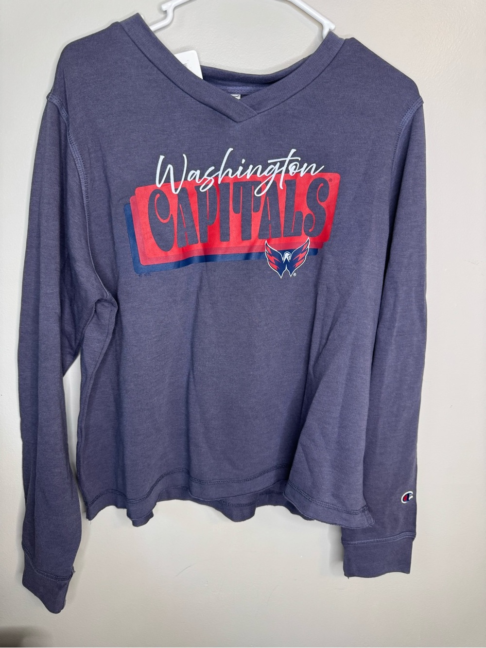 Champion Washington Capitals Navy Blue and Red Long Sleeve Sweater